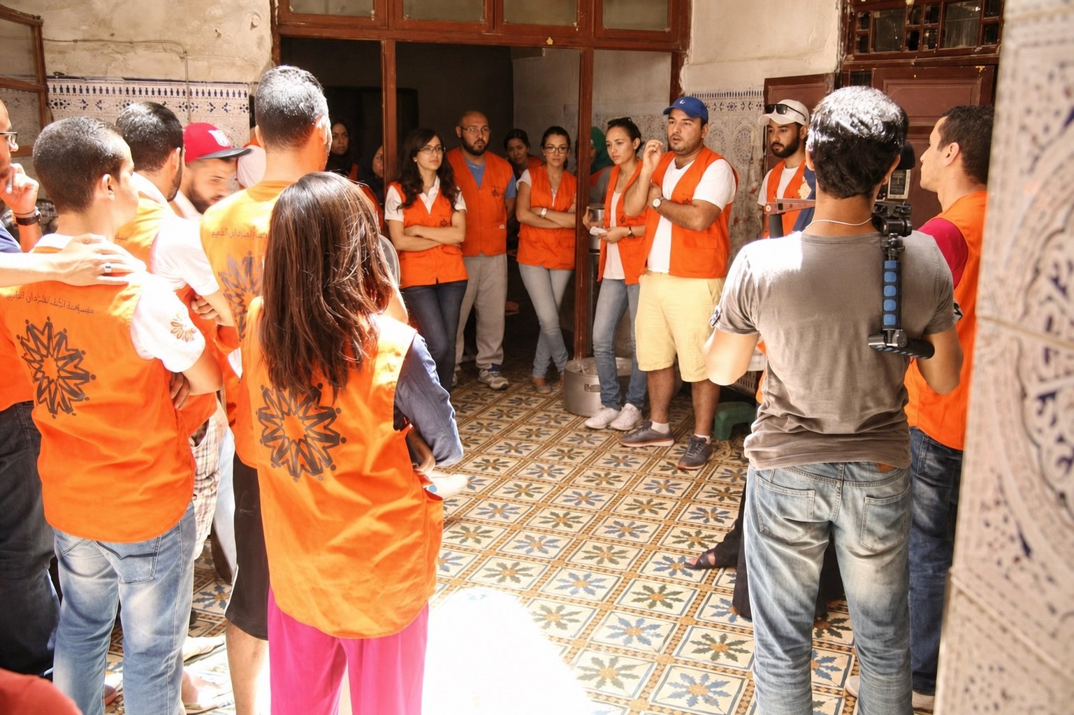 Association caritative marocaine basée à Marrakech, active depuis 2009 aux côtés des familles défavorisées.