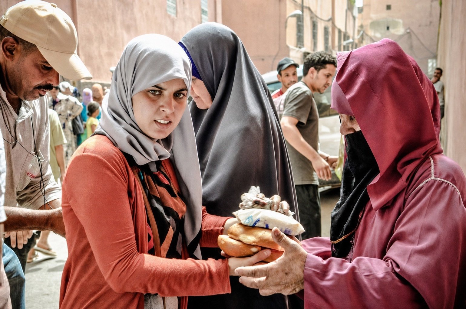 Association caritative marocaine basée à Marrakech, active depuis 2009 aux côtés des familles défavorisées.